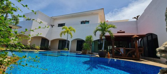 6 bedrooms Cafe / restaurant in Pattaya, Thailand No. 1247 11