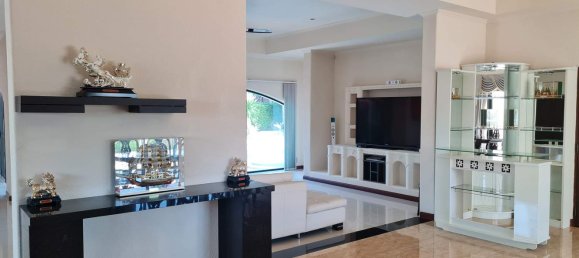 6 bedrooms Cafe / restaurant in Pattaya, Thailand No. 1247 3