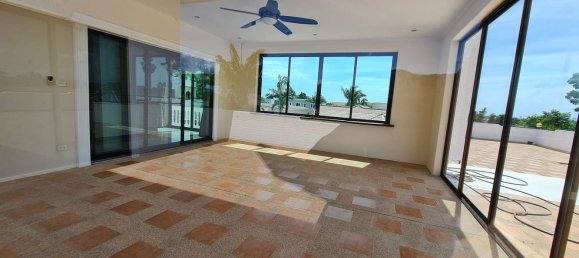 6 bedrooms Cafe / restaurant in Pattaya, Thailand No. 1247 4