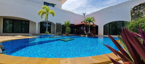 6 bedrooms Cafe / restaurant in Pattaya, Thailand No. 1247 27