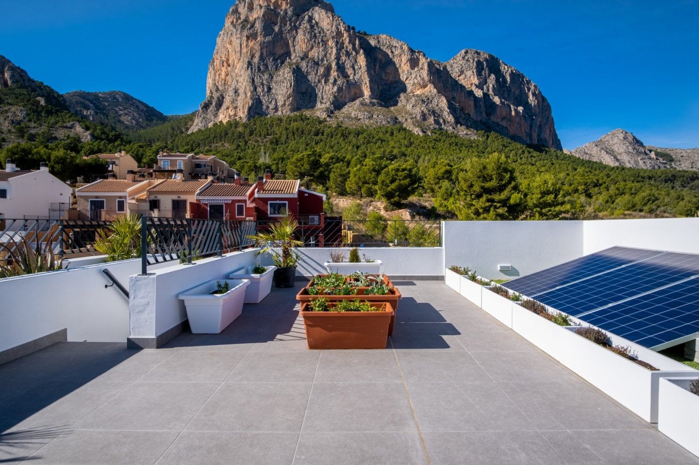 3 bedrooms Villa in Polop, Spain No. 9679