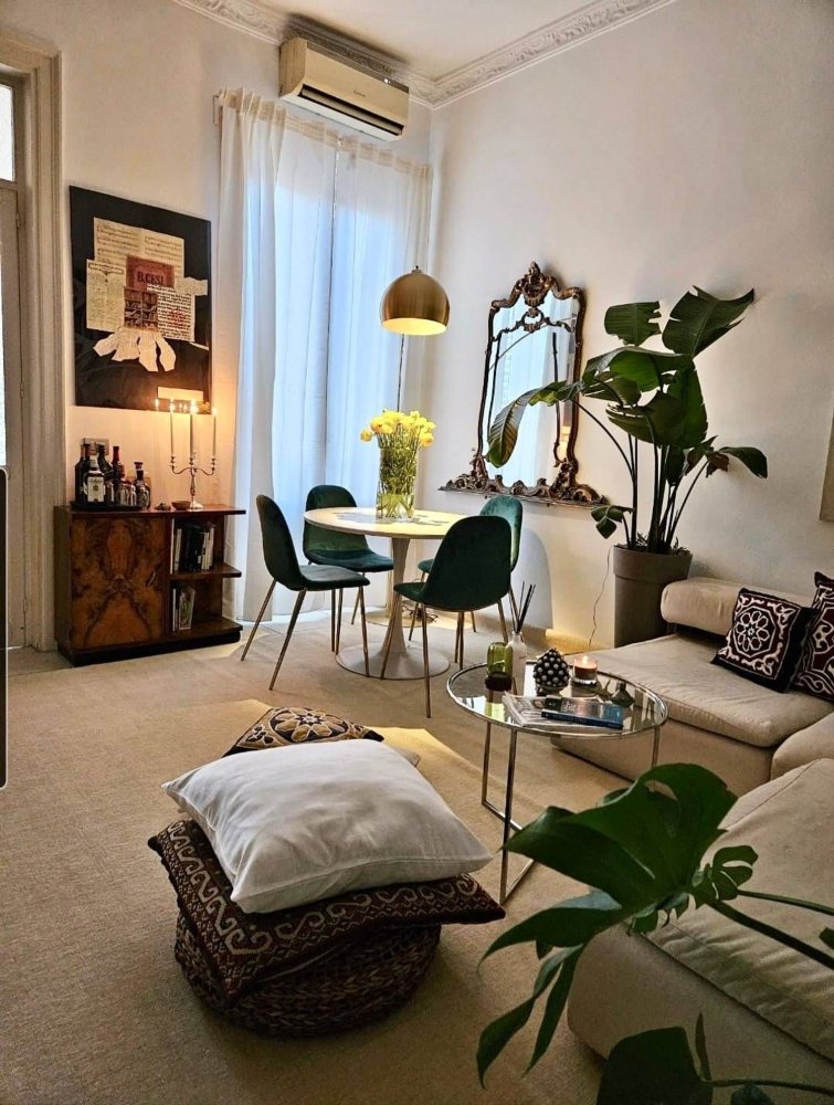 5 rooms Apartment in Palermo, Italy No. 303090