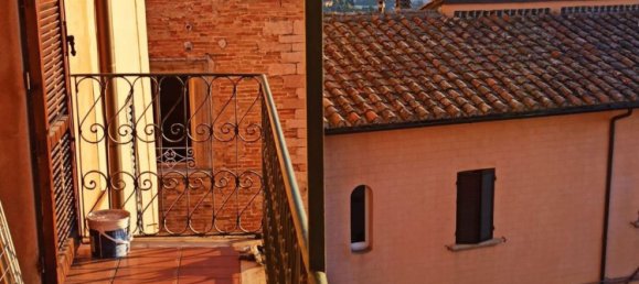 5-Zimmer Wohnung in Perugia, Italy, Nr. 176393 8