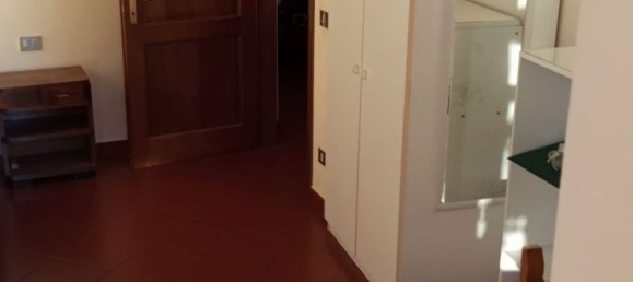 5-Zimmer Wohnung in Perugia, Italy, Nr. 176393 4