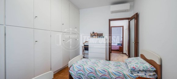 2 bedrooms Apartment in Milan, Italy No. 259643 29