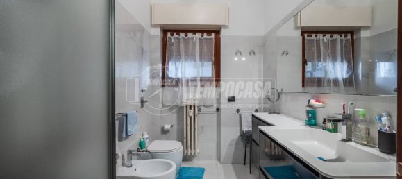 2 bedrooms Apartment in Milan, Italy No. 259643 19