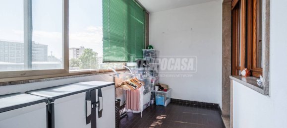 2 bedrooms Apartment in Milan, Italy No. 259643 11