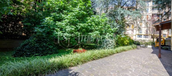 2 bedrooms Apartment in Milan, Italy No. 259643 31