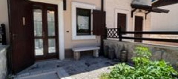 Дом с 3 комнатами в Рокка ди Медзо, Италия № 213943 6