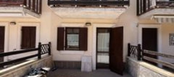 Дом с 3 комнатами в Рокка ди Медзо, Италия № 213943 16