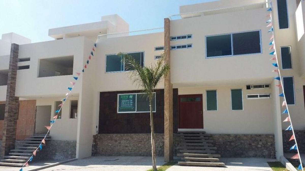 4 bedrooms House in Queretaro, Mexico No. 190426