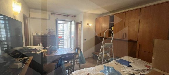 2-Zimmer Gewerbliche Immobilie in Bari, Italy, Nr. 23995 43