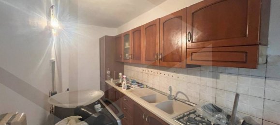 2-Zimmer Gewerbliche Immobilie in Bari, Italy, Nr. 23995 4