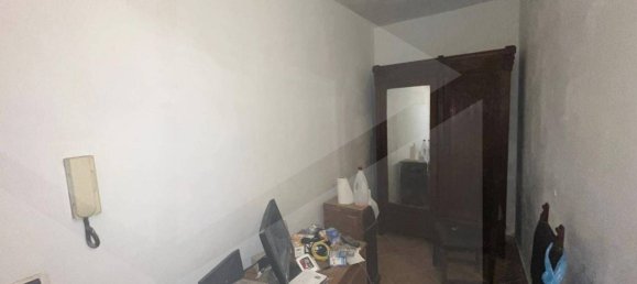 2-Zimmer Gewerbliche Immobilie in Bari, Italy, Nr. 23995 28