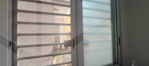 2-Zimmer Gewerbliche Immobilie in Bari, Italy, Nr. 23995 7