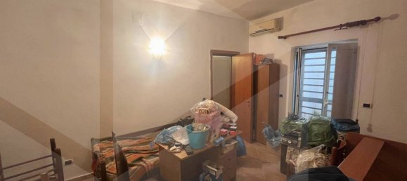 2-Zimmer Gewerbliche Immobilie in Bari, Italy, Nr. 23995 23