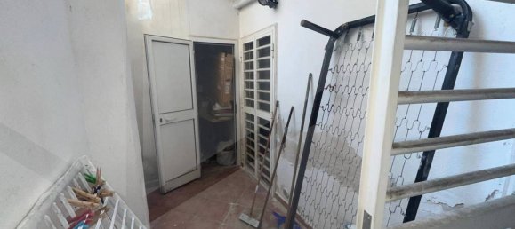 2-Zimmer Gewerbliche Immobilie in Bari, Italy, Nr. 23995 37