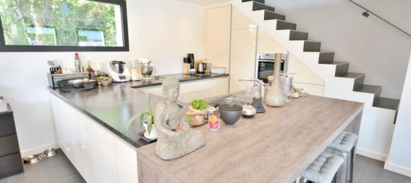 Casa de 4 dormitorios en Haute-Savoie, France No. 314962 4