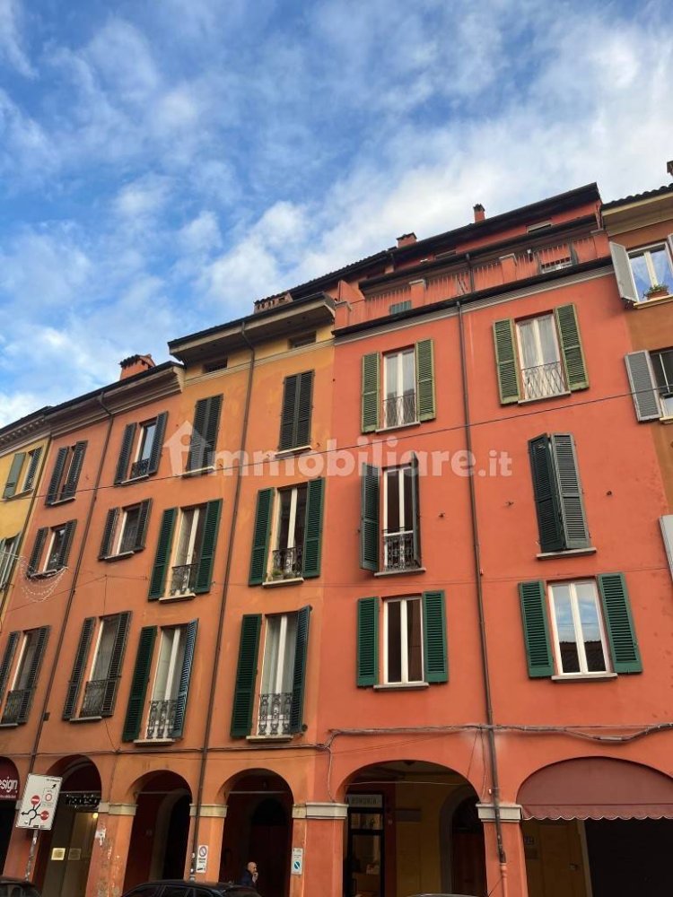 2 bedrooms Apartment in Bologna, Italy No. 368517