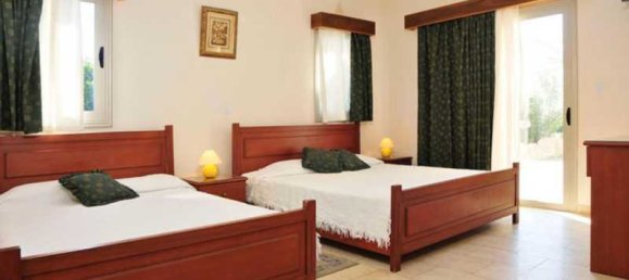 5 bedrooms Villa in Kissonerga, Cyprus No. 17870 6