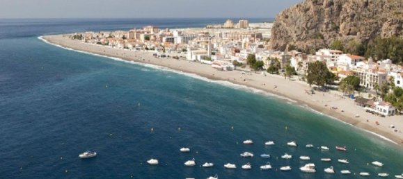 78m² Commercial property in Granada, Spain No. 138246 4