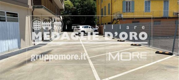 2 bedrooms Apartment in Modena, Italy No. 322937 42