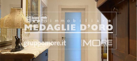 2 bedrooms Apartment in Modena, Italy No. 322937 3