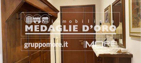 2 bedrooms Apartment in Modena, Italy No. 322937 4