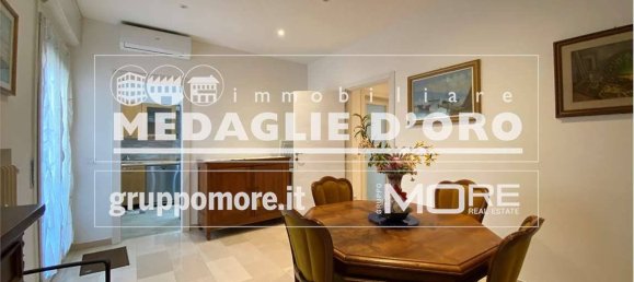 2 bedrooms Apartment in Modena, Italy No. 322937 8