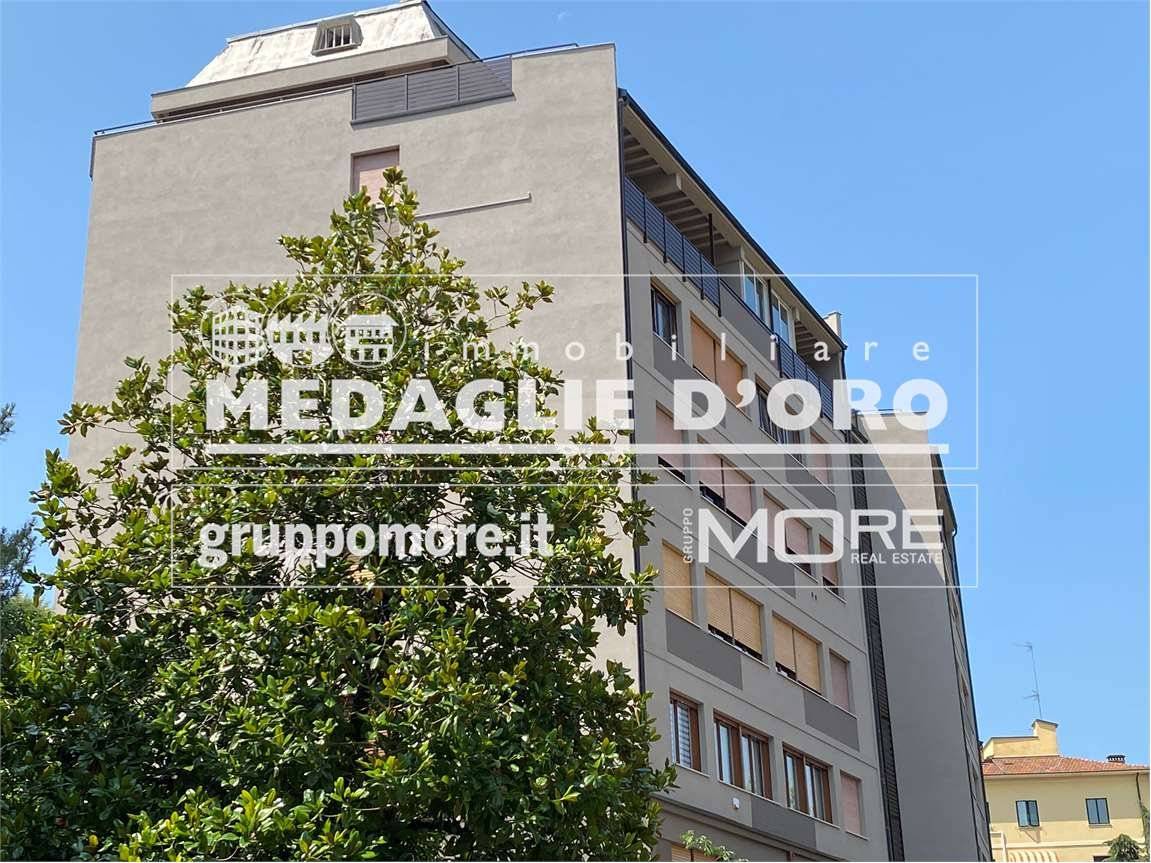 2 bedrooms Apartment in Modena, Italy No. 322937