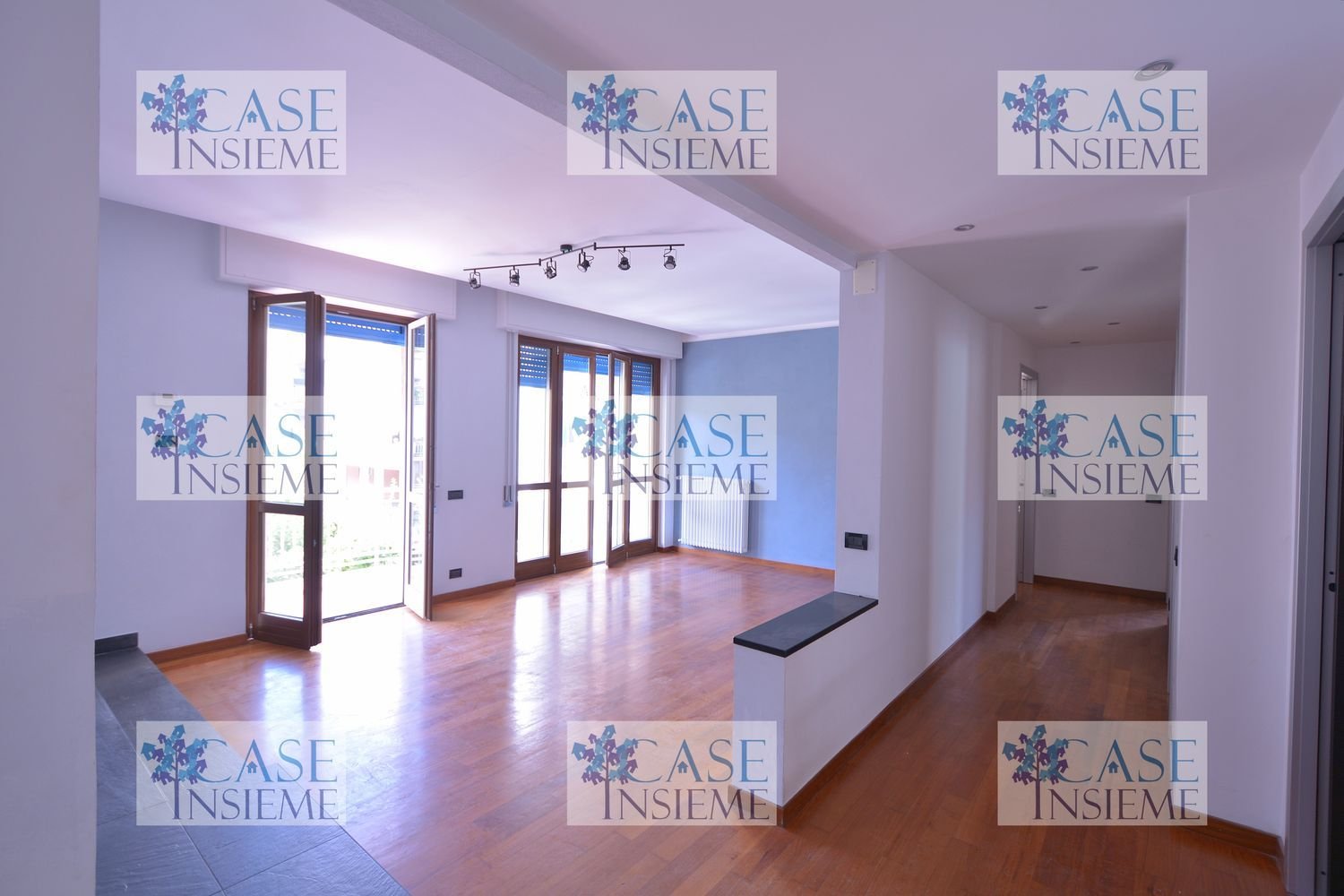 Квартира с 5 комнатами в Мазоне, Италия № 308024