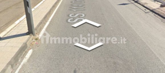 1 room Commercial property in Messina, Italy No. 373024 3