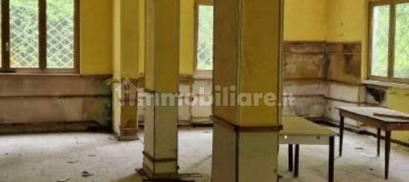 Edificio de 5 habitaciónes en Lumezzane, Italy No. 292021 11