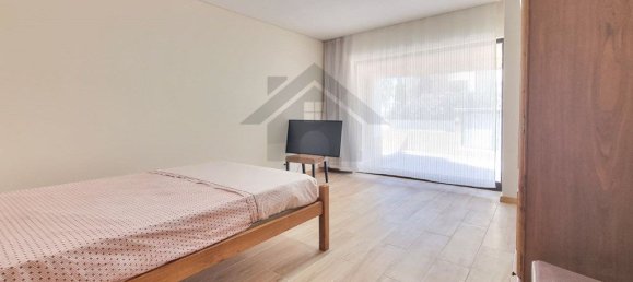 83m² Commercial property in Portimao, Portugal No. 225081 11