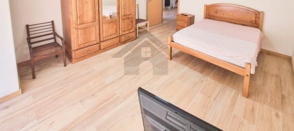 83m² Commercial property in Portimao, Portugal No. 225081 10