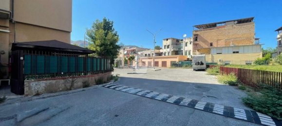 5 bedrooms Apartment in Palermo, Italy No. 348446 10