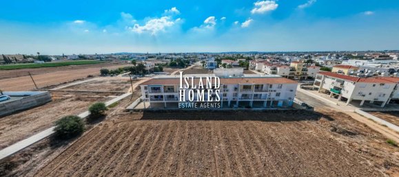 2 bedrooms House in Paralimni, Cyprus No. 24036 2