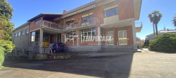 8 rooms House in Biella, Italy No. 286548 28