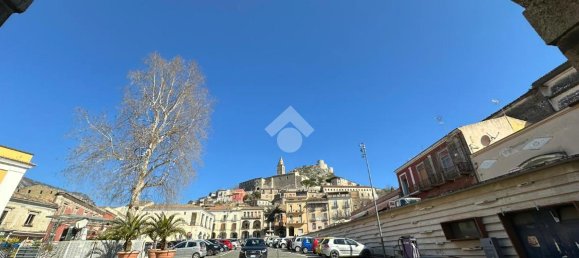 Casa de 4 habitaciónes en Montesarchio, Italy No. 232384 5