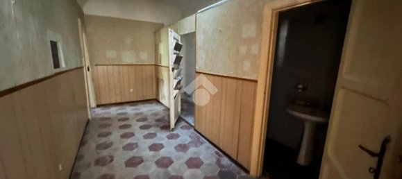 Casa de 4 habitaciónes en Montesarchio, Italy No. 232384 21