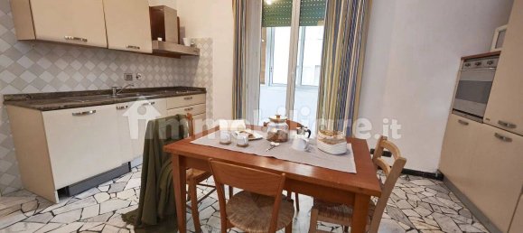 Apartamento de 4 dormitorios en Albisola Superiore, Italy No. 67858 8