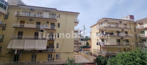 Квартира с 2 спальнями в Неаполь, Италия № 9669 46