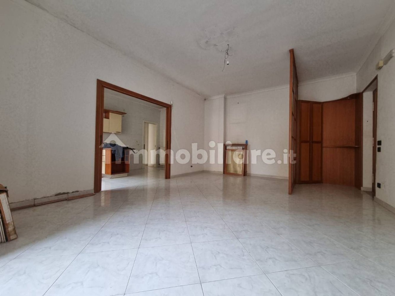 Квартира с 2 спальнями в Неаполь, Италия № 9669