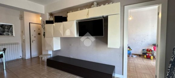 Квартира с 4 комнатами в Кротоне, Италия № 80159 7