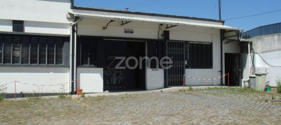 674m² Warehouse in Vila de Cucujaes, Portugal No. 20186 17