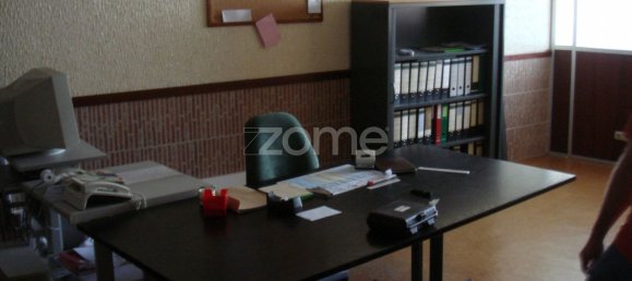 674m² Warehouse in Vila de Cucujaes, Portugal No. 20186 15