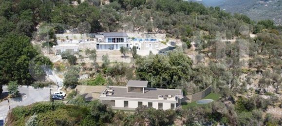 5 Schlafzimmer Villa in Finale Ligure, Italy, Nr. 335908 4