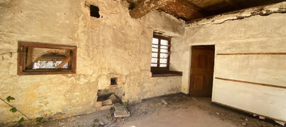 19 rooms House in Tiglieto, Italy No. 176625 38