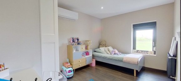 Apartamento de 3 dormitorios en Florange, France No. 63834 8