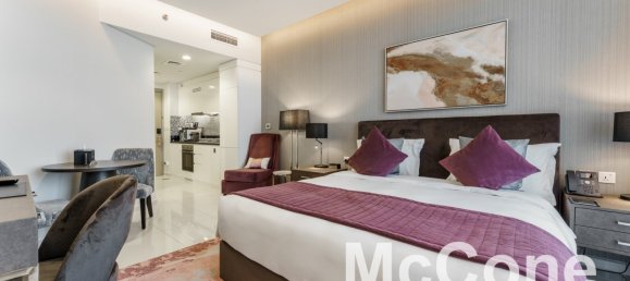 Studio in Business Bay, UAE No. 34361 3